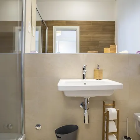 Luxury Marino Guest house