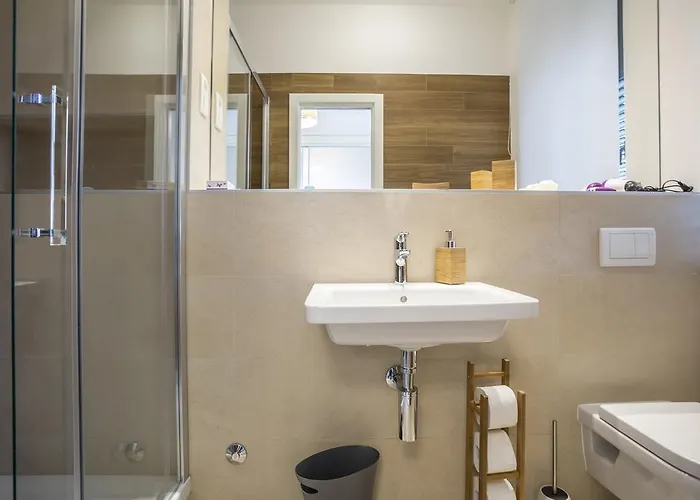 Luxury Marino بيت ضيافة